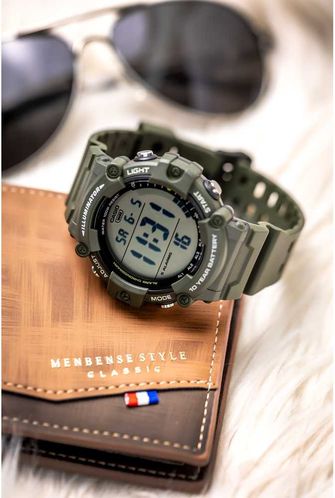 Laikrodis vyrams CASIO SPORT ILLUMINATOR AE-1500WHX-3A + dėžutė