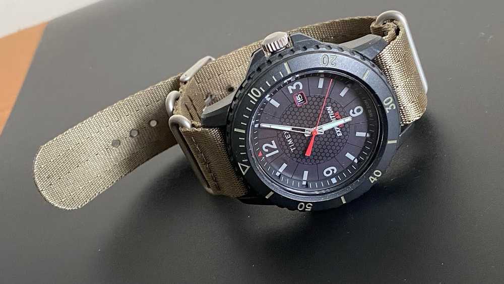 Vyriškas laikrodis TIMEX EXPEDITION GALLATIN SOLAR TW4B14500 (zt130b)