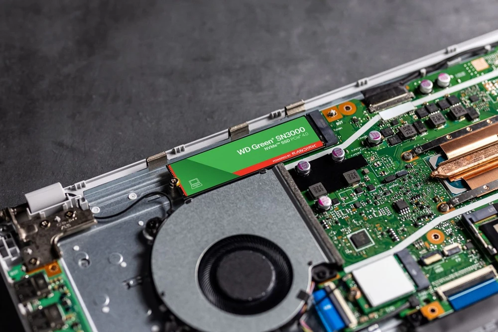 Western Digital Žalias WD ™ SN3000 NVMe™ SSD POWERED BY SANDISK 2 TB