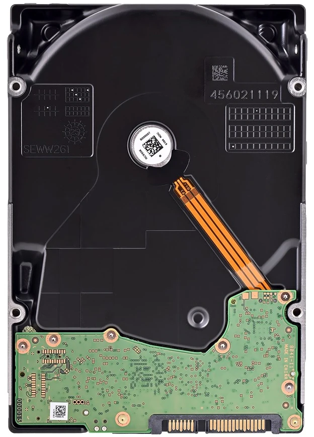 26 TB „Violetinė Pro“ 512 MB, 3,5 colio, SATA 6 GB/S, 7200 aps./min.