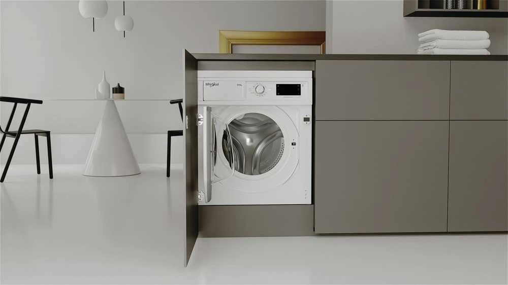 „Whirlpool BI WMWG 91485 EU“ skalbimo mašina-džiovyklė, įmontuojama, pakraunama per priekį, „Baltas D“