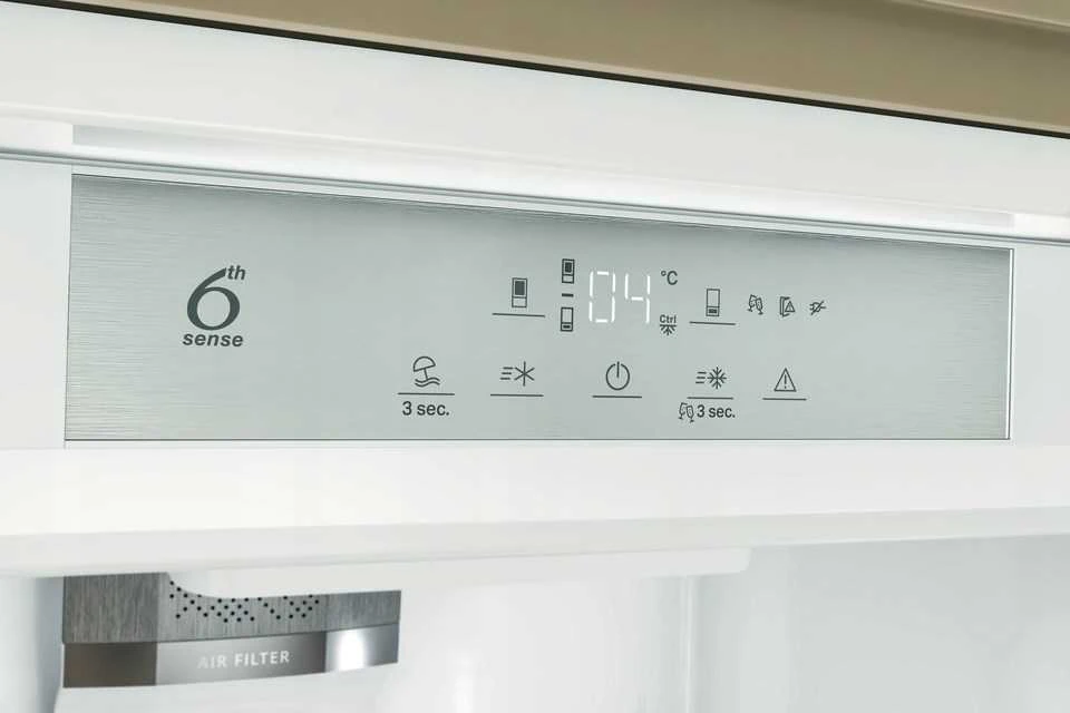 Įmontuojamas šaldytuvas Whirlpool SP40 812 EU 2