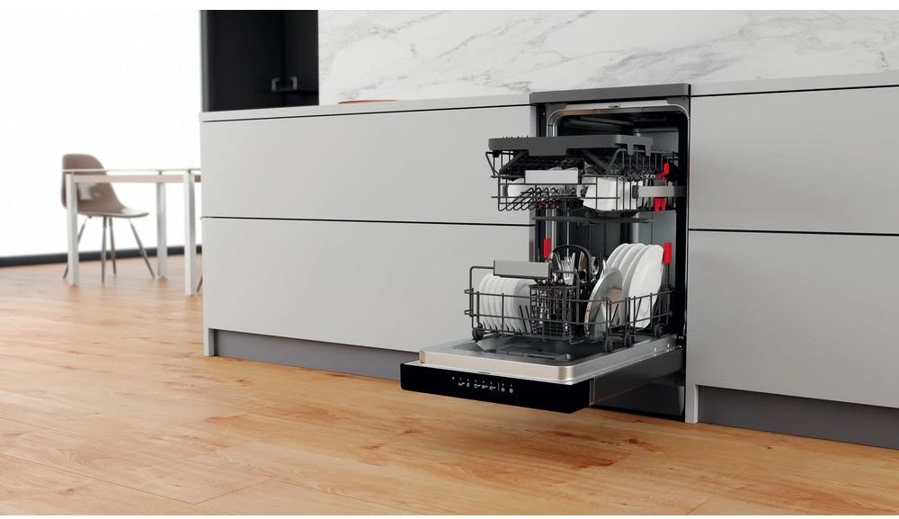 Whirlpool WSFO 3T223 PC X Freestanding 10 place settings