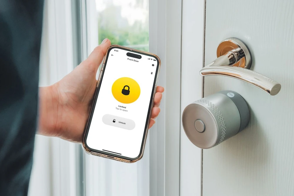 Yale Linus Smart Lock L2 Lite - smart door lock Sidabrinis