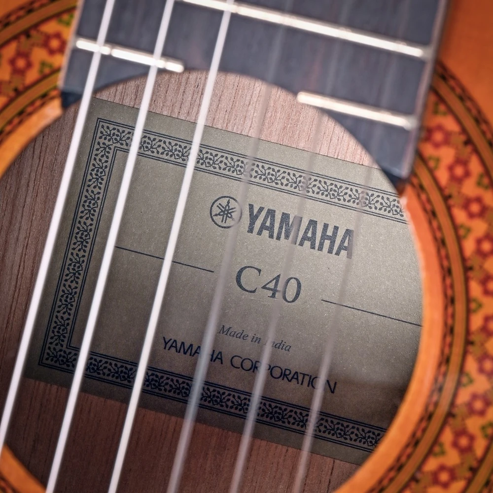 Yamaha C40II - classical guitar 4/4