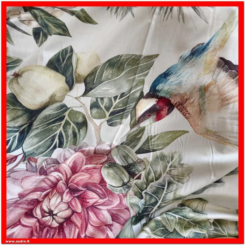 Patalynės komplektas Antklodės ir pagalvės užvalkalų komplektas - Antklodės užvalkalas 200x200 cm. + pagalvės užvalkalai 50x70 cm. (2 vnt.)