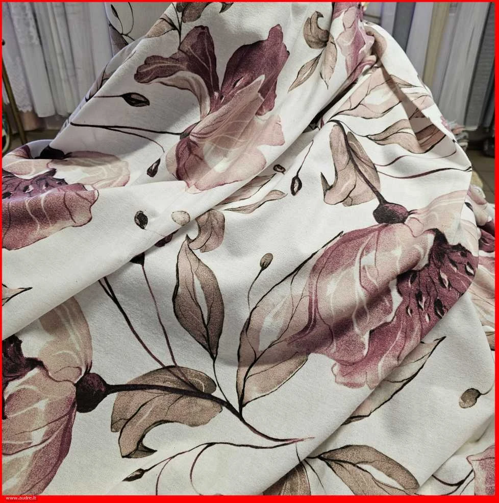 Flanelės audinio paklodė su guma 100/140/160/180/200x200+20cm. - 100x200+20cm.