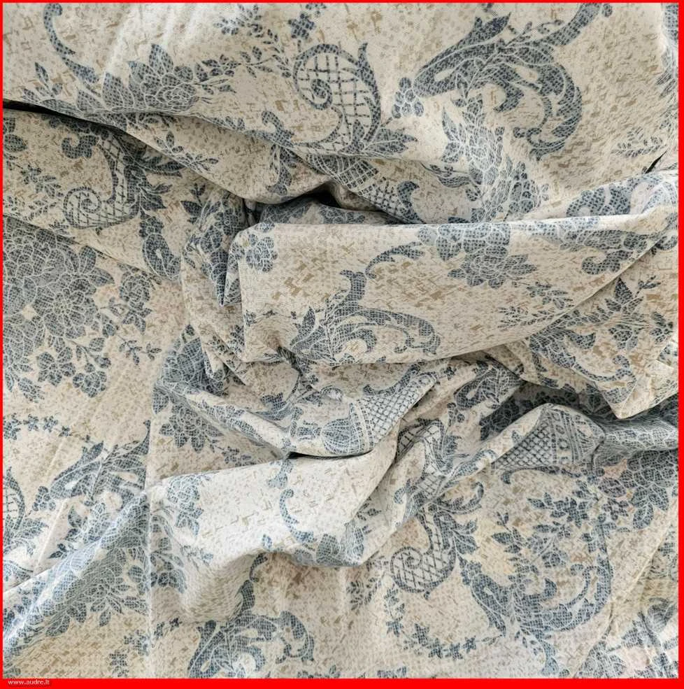 Flanelės audinio paklodė su guma 100/140/160/180/200x200+20cm. - 100x200+20cm.