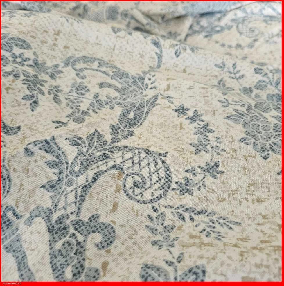 Flanelės audinio paklodė su guma 100/140/160/180/200x200+20cm. - 100x200+20cm.