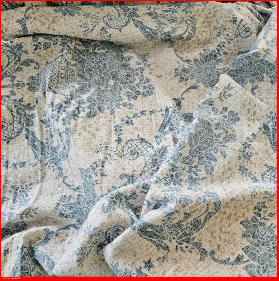 Flanelės audinio paklodė su guma 100/140/160/180/200x200+20cm. - 100x200+20cm.