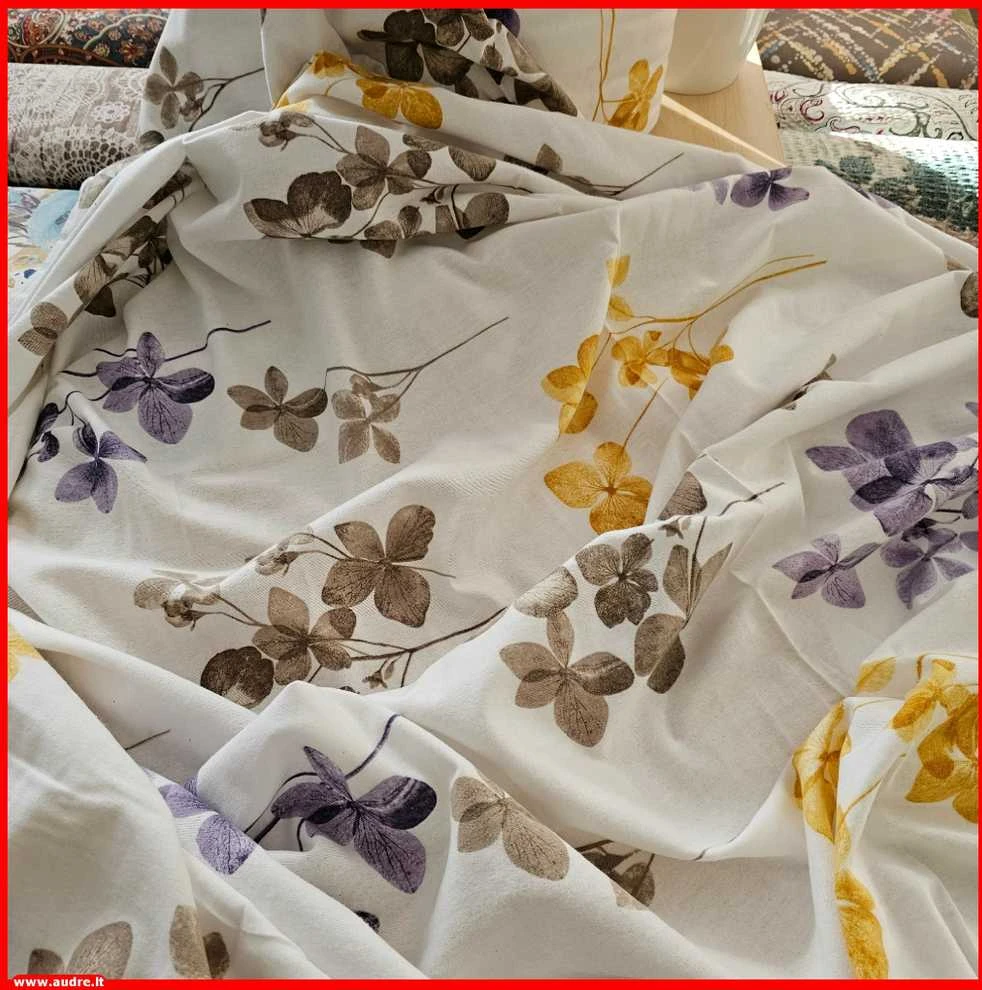 Flanelės audinio paklodė su guma 100/140/160/180x200+30cm. - 100x200+30cm.