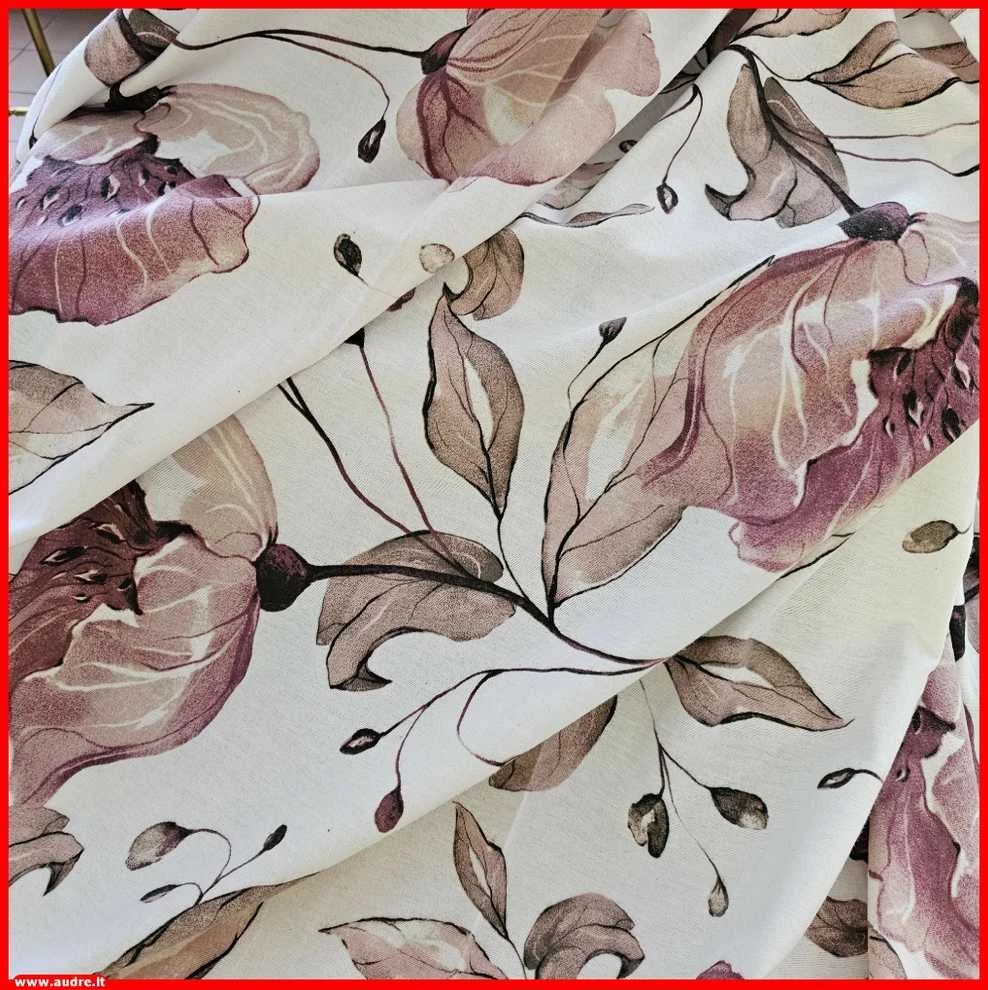 Flanelės patalynės komplektas - Antklodės užvalkalas 160x200 cm. + pagalvės užvalkalas 50x70 cm. (1 vnt.)