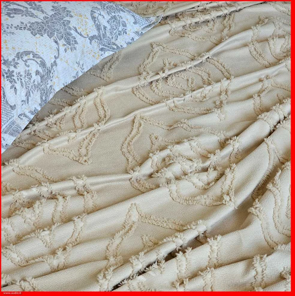 Lengvi lovos užtiesalai - Smėlio - 200x240cm.