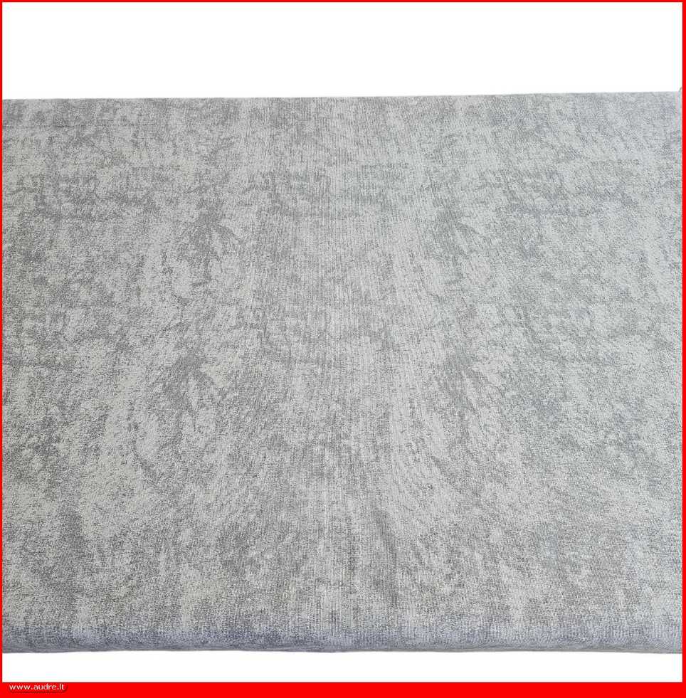 Nepralaidžios vandeniui staltiesės - 300x180 cm.