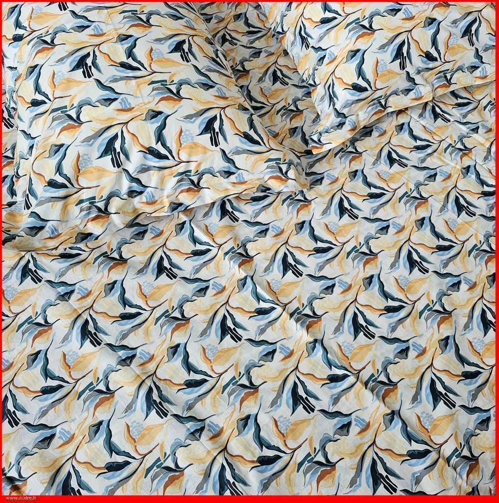 100 proc. medvilnės patalynės komplektas - Antklodės užvalkalas 200x200 cm. + 2 pagalvės užvalkalai 50x70 cm.