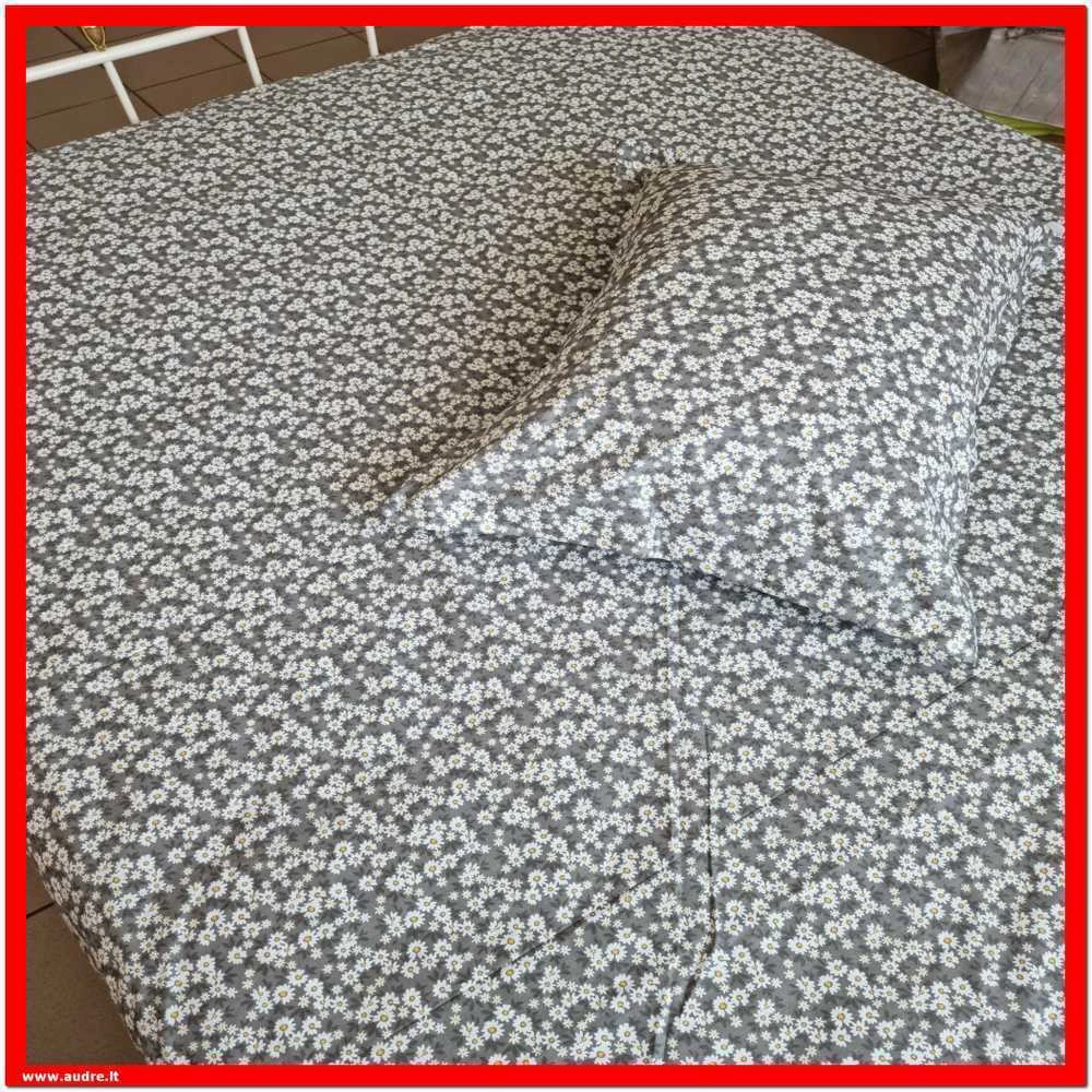 100 proc. medvilnės patalynės komplektas - Antklodės užvalkalas 140x200 cm. + pagalvės užvalkalas 50x70 cm. be užtrauktuko (1 vnt.)