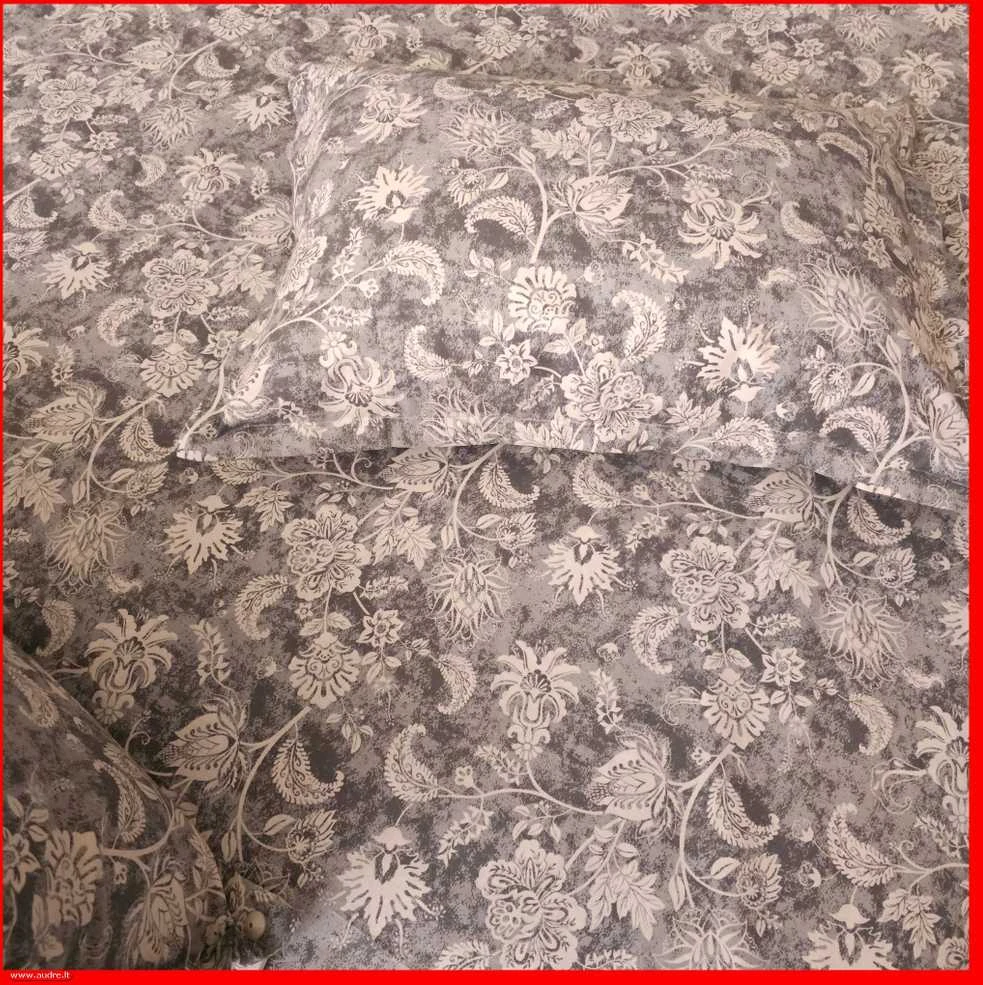 100 proc. medvilnės patalynės komplektas - Antklodės užvalkalas 220x200 cm. + pagalvės užvalkalai 50x70 cm. (2 vnt.)