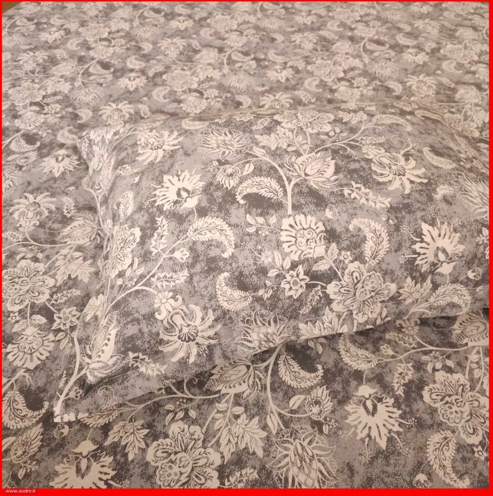 100 proc. medvilnės patalynės komplektas - Antklodės užvalkalas 220x200 cm. + pagalvės užvalkalai 50x70 cm. (2 vnt.)