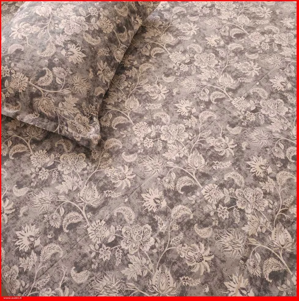 100 proc. medvilnės patalynės komplektas - Antklodės užvalkalas 220x200 cm. + pagalvės užvalkalai 50x70 cm. (2 vnt.)