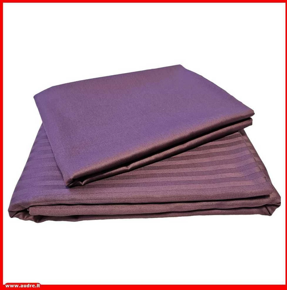 Patalynės komplektas Antklodės ir pagalvės užvalkalų komplektas - Antklodės užvalkalas 200x200 cm. + pagalvės užvalkalai 50x70 cm. (2 vnt.)