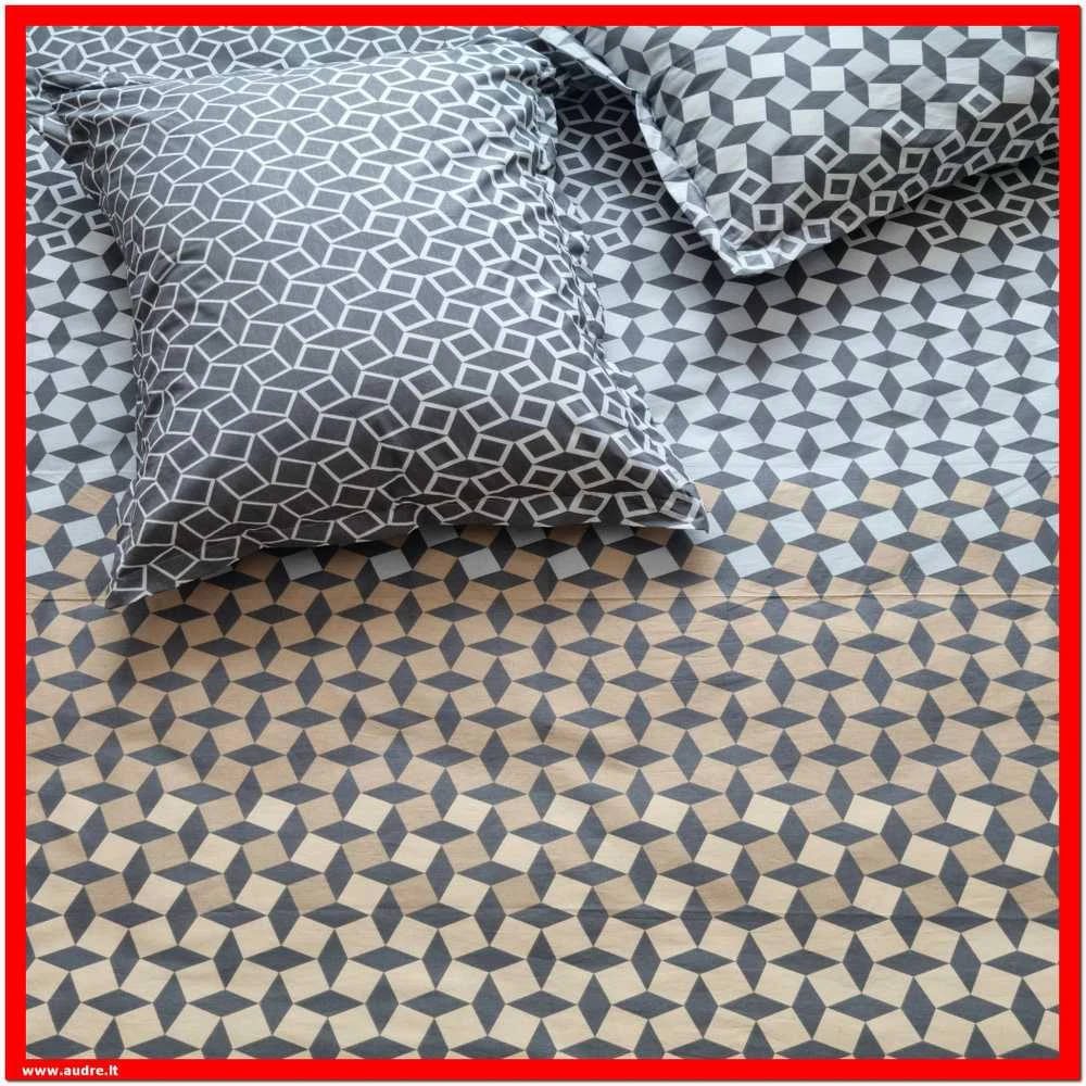 100 proc. medvilnės patalynės komplektas - Antklodės užvalkalas 140x200 cm. + pagalvės užvalkalas 50x70 cm. be užtrauktuko (1 vnt.)