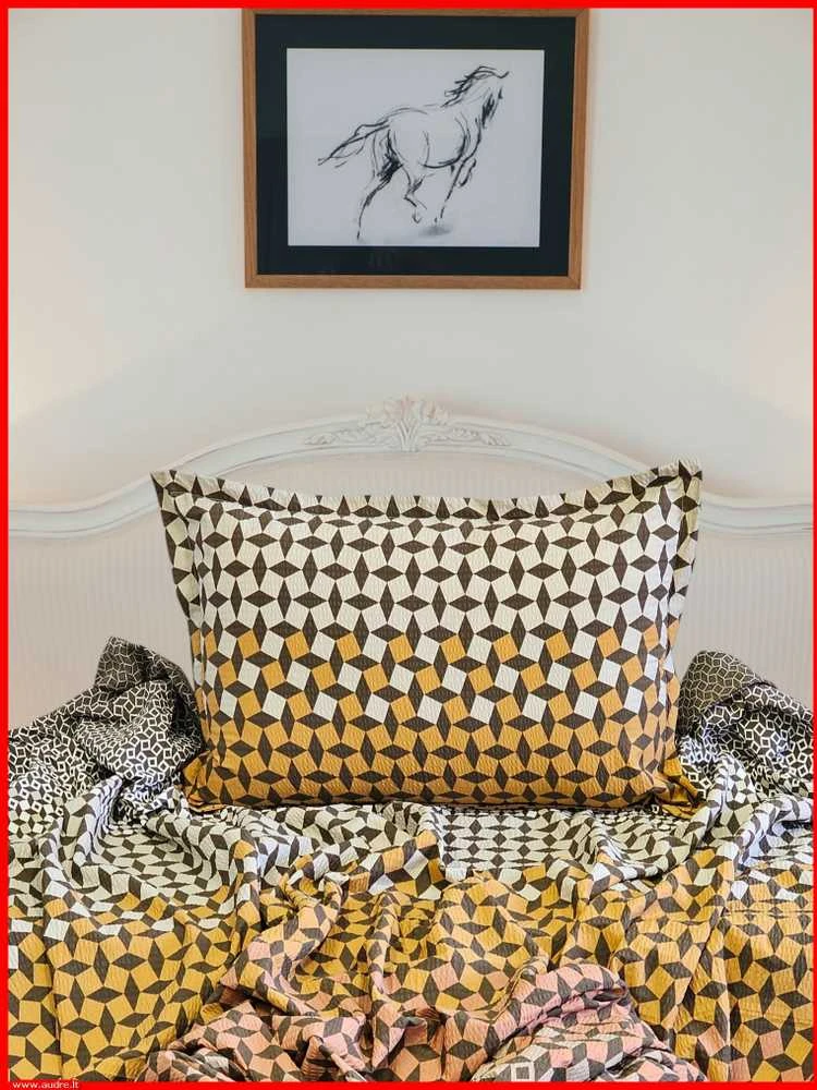 Glamžyto medvilninio audinio antklodės ir pagalvės užvalkalų patalynės komplektas - Antklodės užvalkalas 140x200 cm. + pagalvės užvalkalas 50x70 cm. be užtrauktuko (1 vnt.)