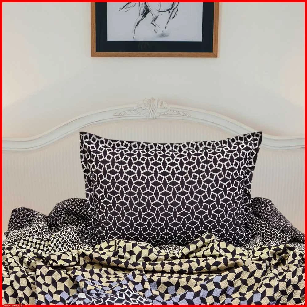 Glamžyto medvilninio audinio antklodės ir pagalvės užvalkalų patalynės komplektas - Antklodės užvalkalas 140x200 cm. + pagalvės užvalkalas 50x70 cm. be užtrauktuko (1 vnt.)