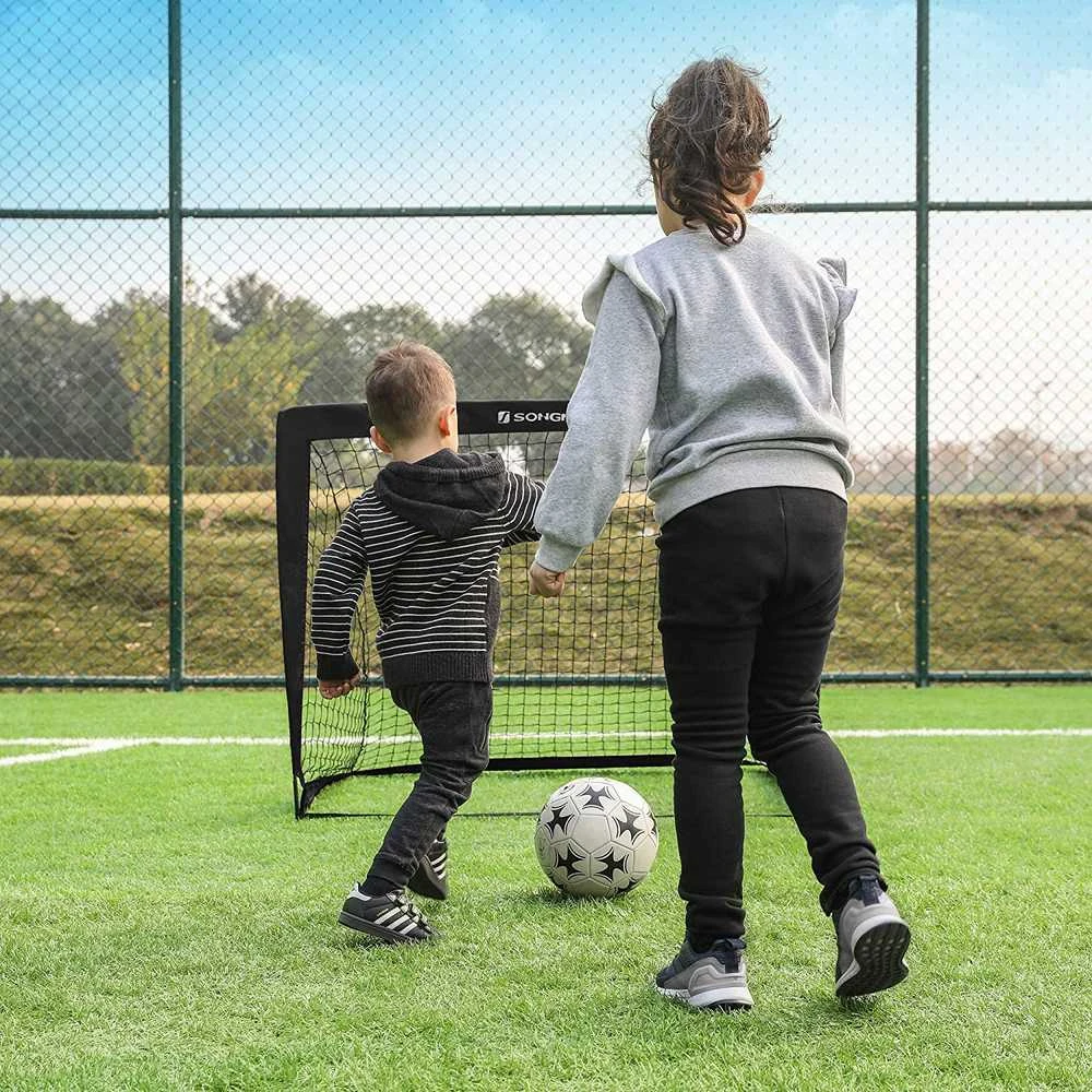 Songmics Futbolo vartai vaikams juodi SZQ122B02