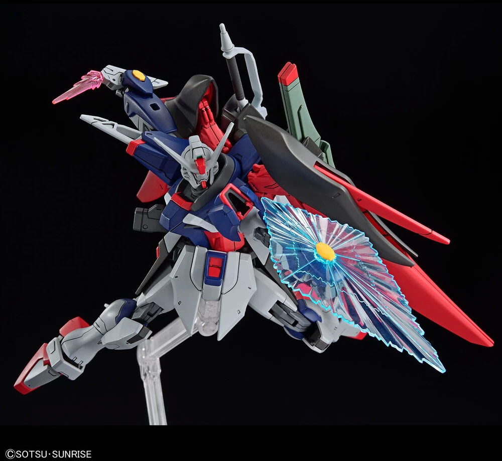 Bandai HGCE 1/144 „Destiny Gundam“ II specifikacija ir Zeuso siluetas