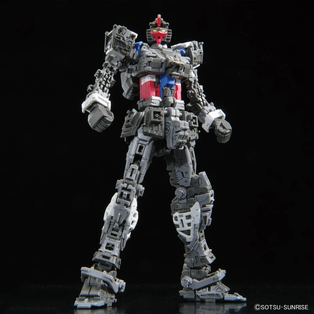 Bandai RG 1/144 RX-78-2 GUNDAM Ver. 2.0