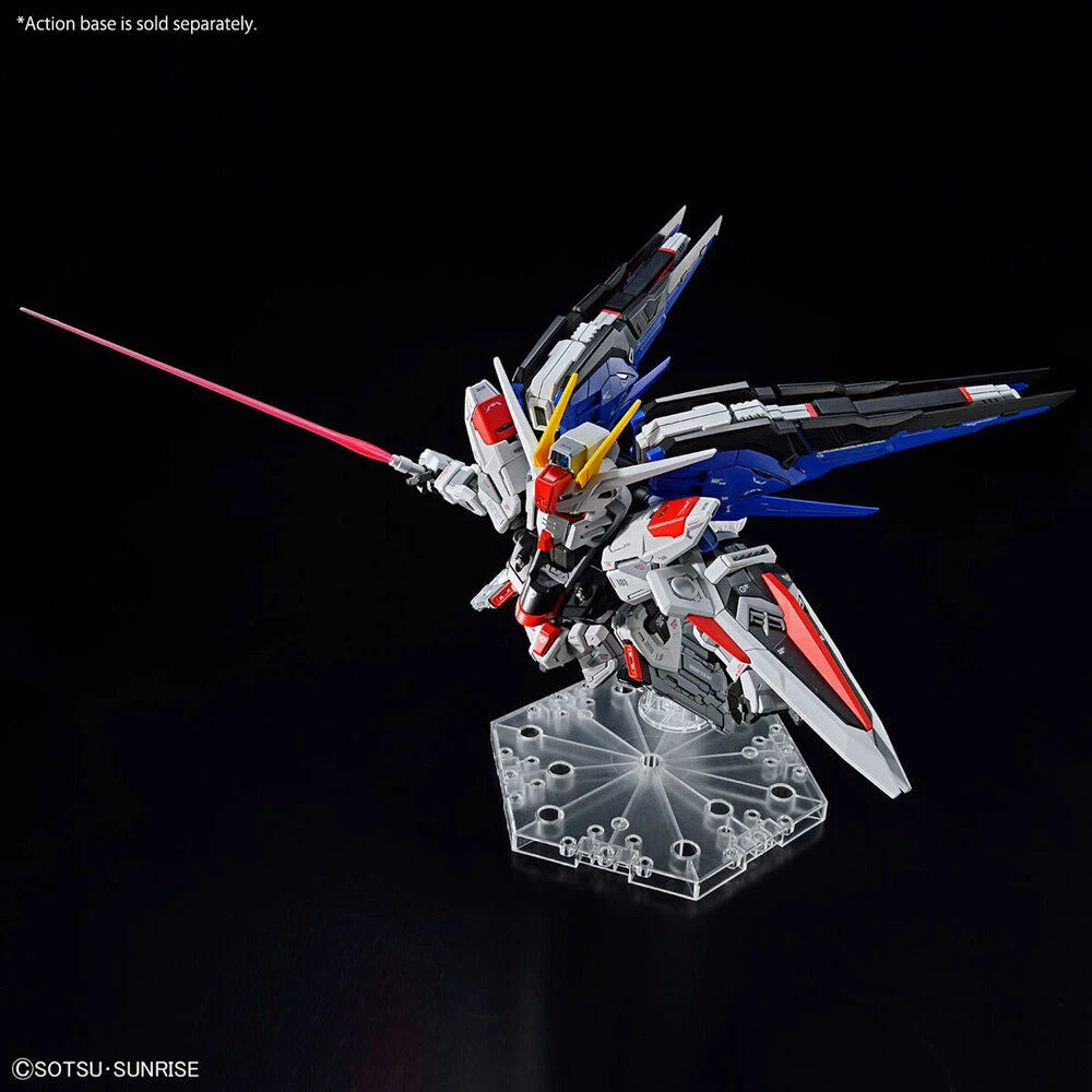 Bandai Kolekcinė Figūrėlė - MGSD Freedom Gundam 115 mm Judantis Modelis