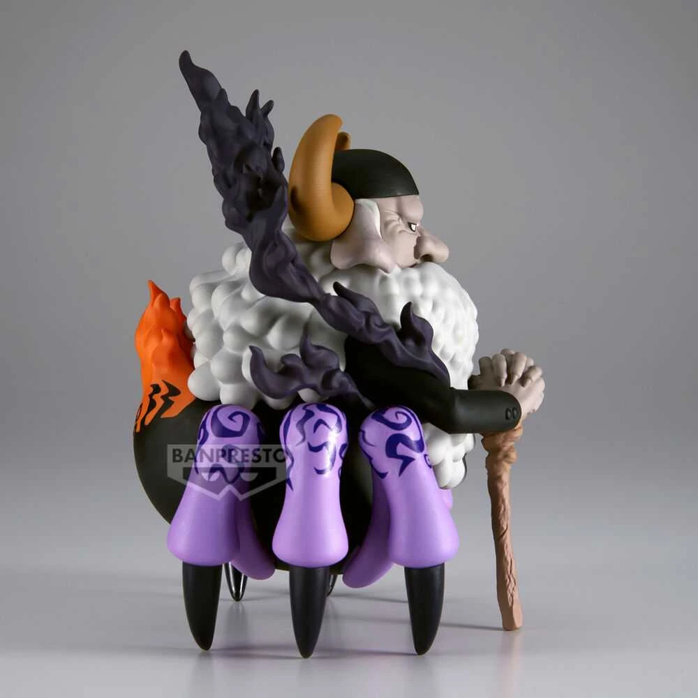 Banpresto One Piece Mega World Collectable St. Jaygarcia Saturn figure 13cm