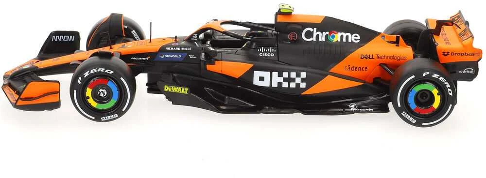 Bburago BBU 1:24 F1 McLaren Lando Noris MCL38 28040_4