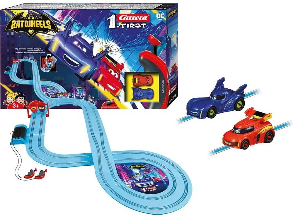 Carrera First Batman Batwheels paruoštas riedėti 2,9 m lenktynių trasa