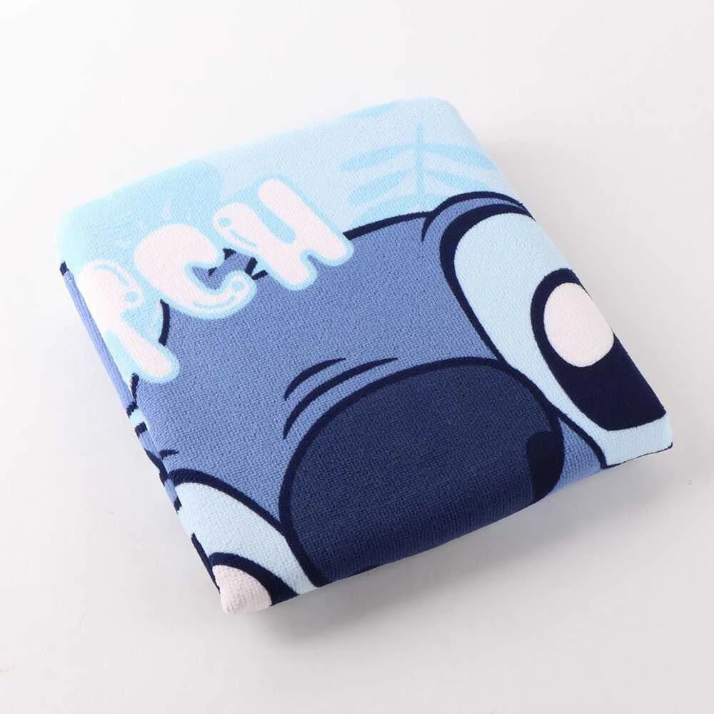 CERDÁ Disney Stitch microfibre poncho beach towel