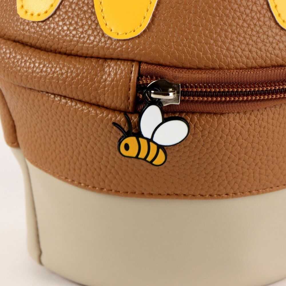 CERDÁ Disney Winnie the Pooh travel vanity case
