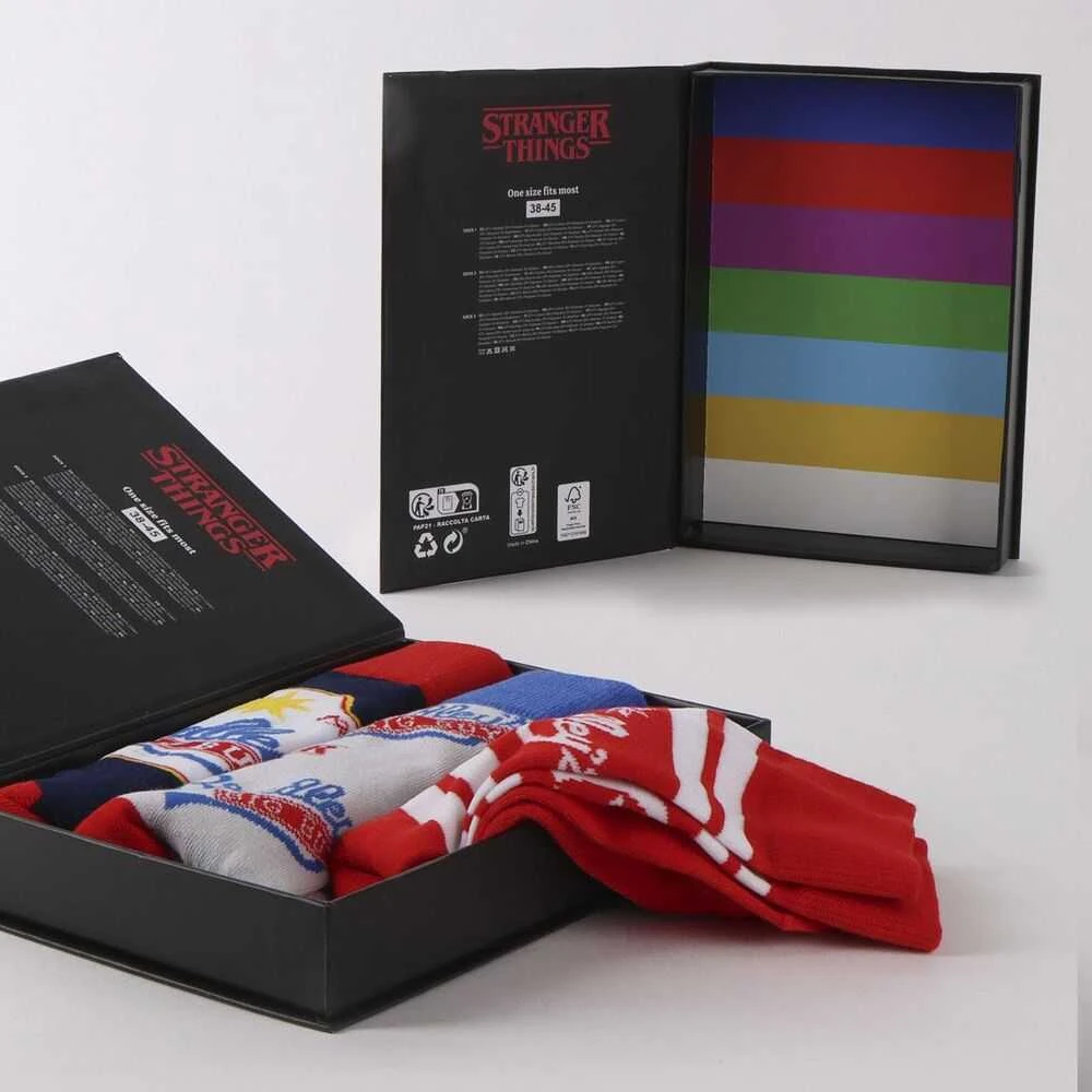 CERDÁ Stranger Things rinkinys, 3 skirtingos kojinės suaugusiems