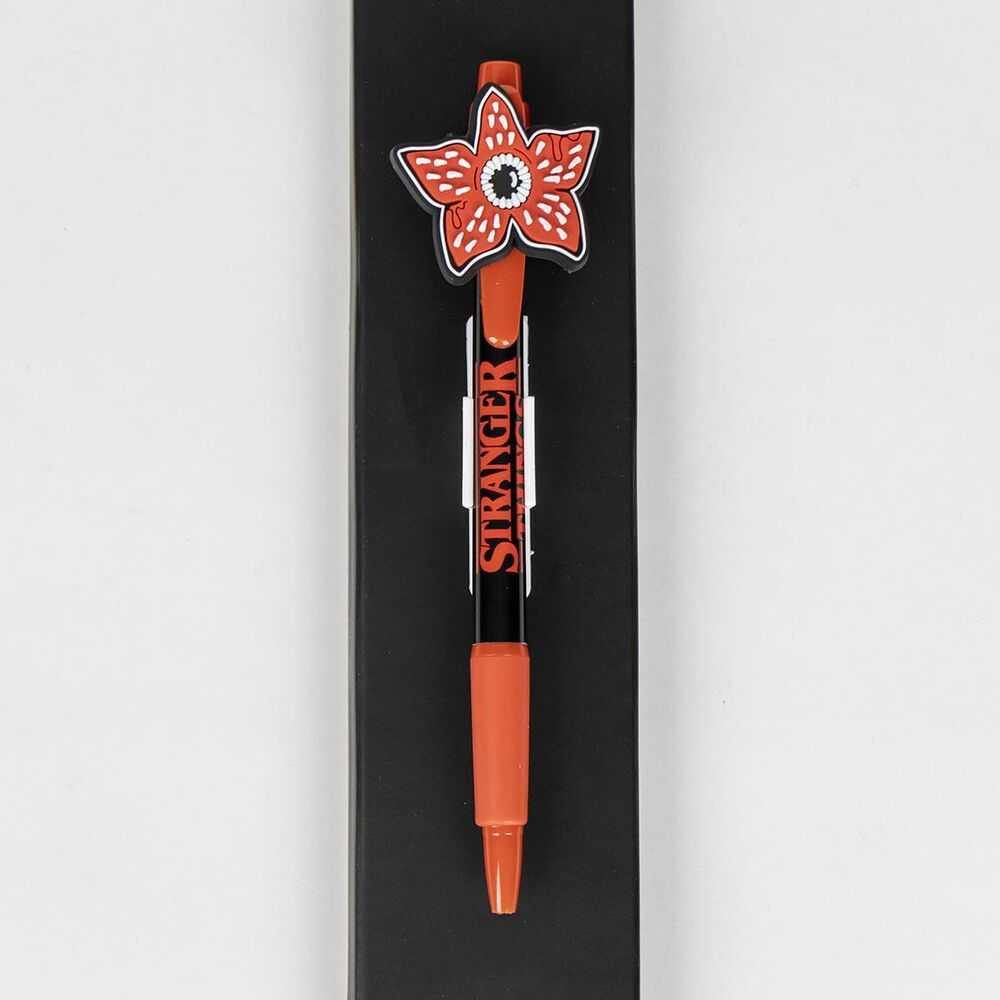 CERDÁ Stranger Things stationery set