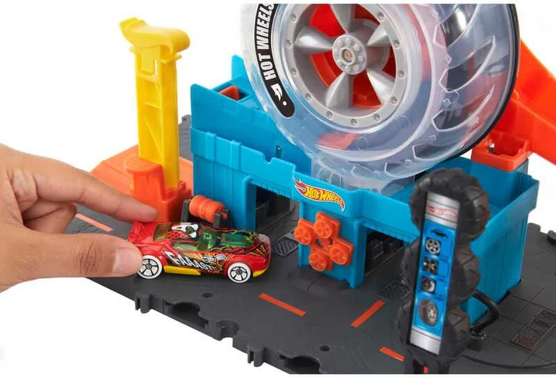 Mattel Hot Wheels rinkinys „Besisukanti padangų gamykla“