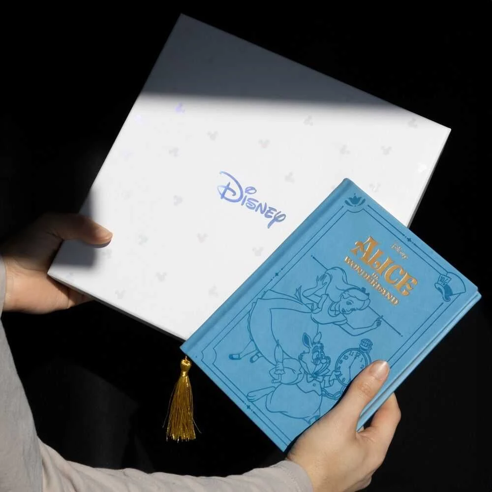 ERIK Disney Alice in Wonderland A5 Notebook + Pen set
