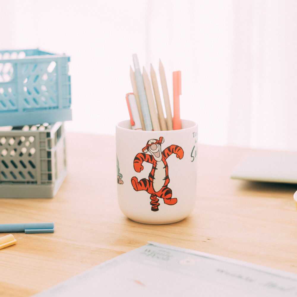 ERIK Disney Winnie the Pooh pencil holder