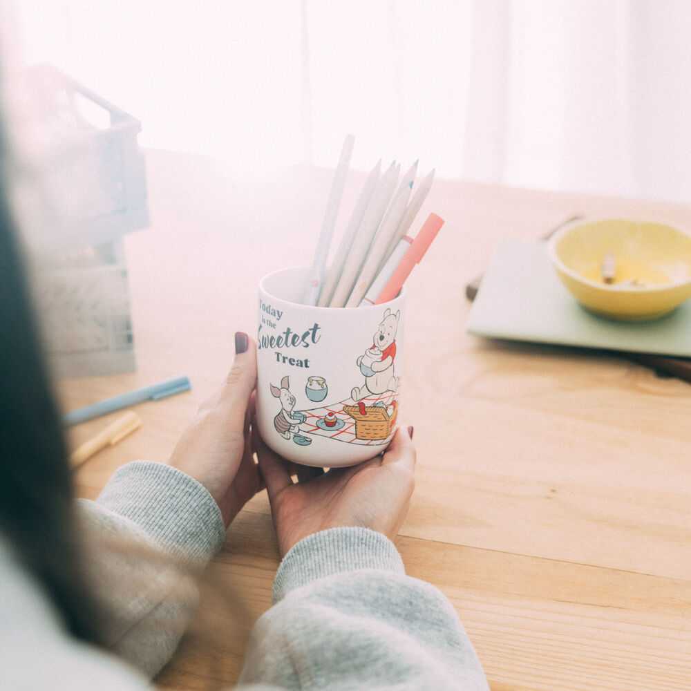 ERIK Disney Winnie the Pooh pencil holder