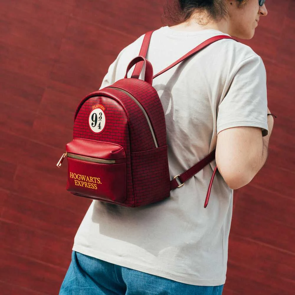 Harry Potter Haris Poteris - Mini kuprinė iš eko odos iš „Platform 9 3/4“ kolekcijos