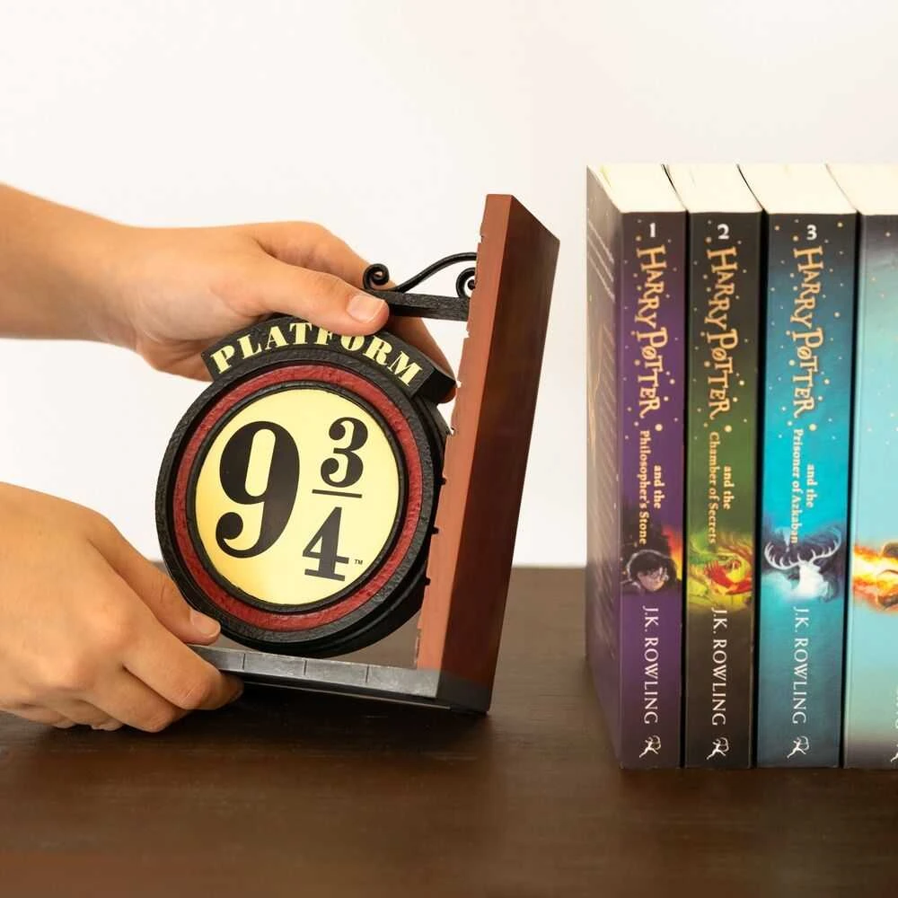 ERIK Harry Potter Platform 9 3/4 bookends