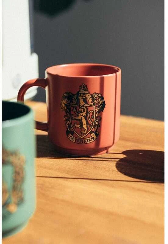 Harry Potter Haris Poteris - Rinkinys keraminiai puodeliai su stovu 300 ml 4 vnt. Hogvartso namai