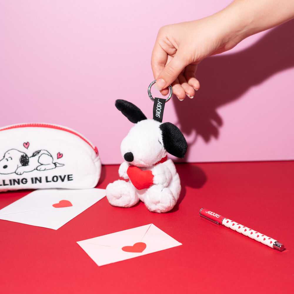 ERIK Peanuts Snoopy plush keychain