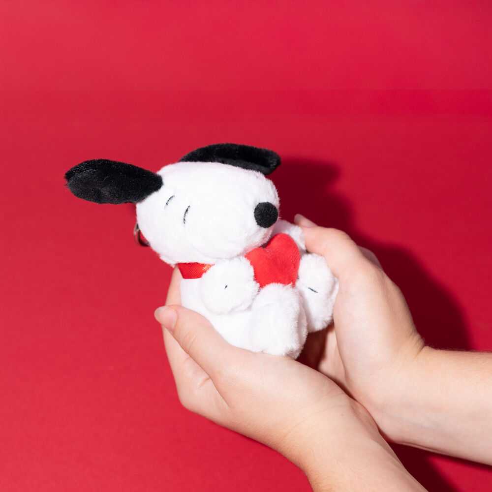 ERIK Peanuts Snoopy plush keychain