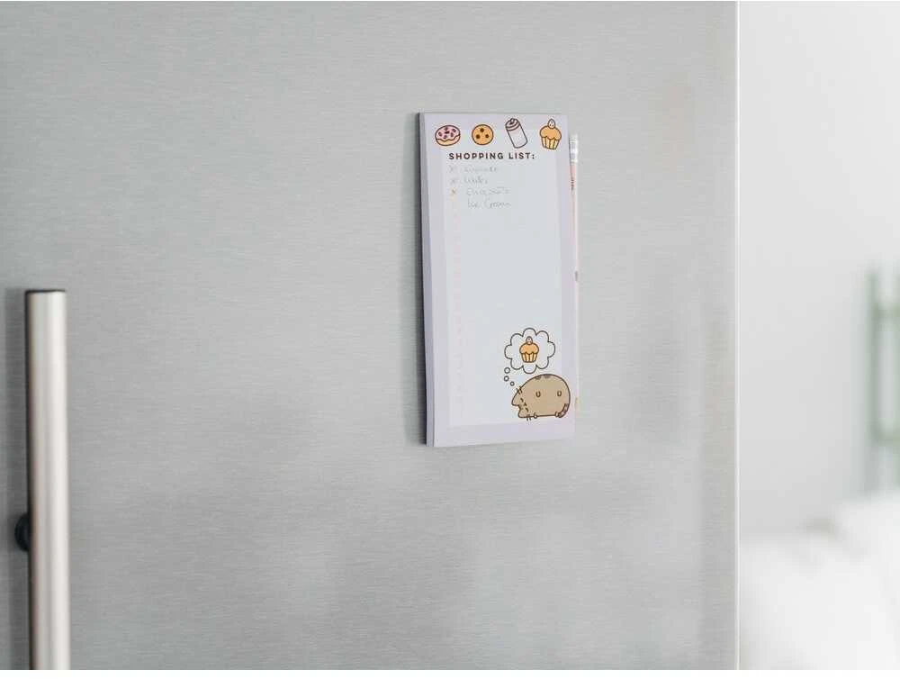 Pusheen - užrašų knygelė su šaldytuvo magnetu + pieštuku iš „Moments“ kolekcijos