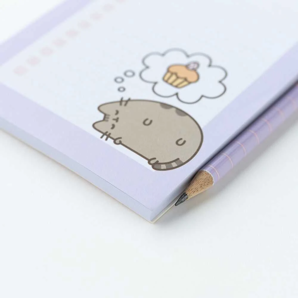 Pusheen - užrašų knygelė su šaldytuvo magnetu + pieštuku iš „Moments“ kolekcijos