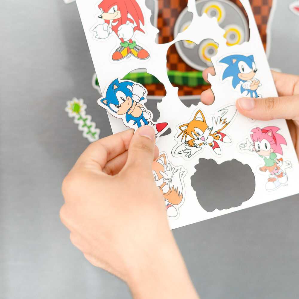 ERIK Sonic the Hedgehog set of die-cut magnets